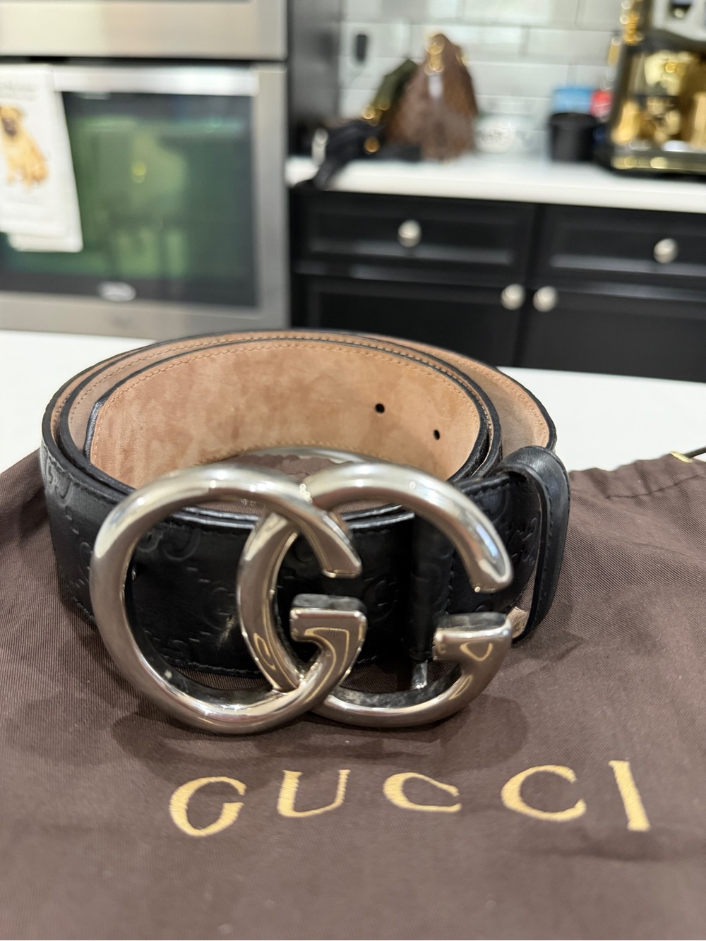 Gucci Black Leather Men’s Belt with Silver Double G Buckle